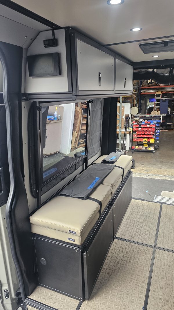Overhead Van 61